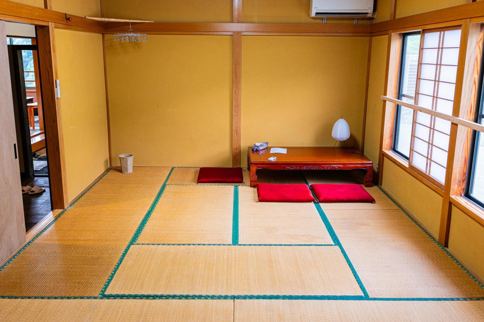 清津峡hostel 雪ふる宿 Секи Экстерьер фото